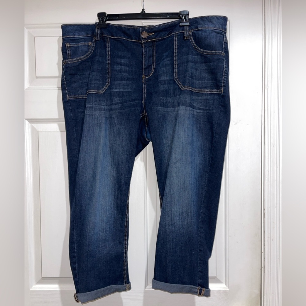 Lane Bryant Blue Ankle Cropped Jeans Size 20